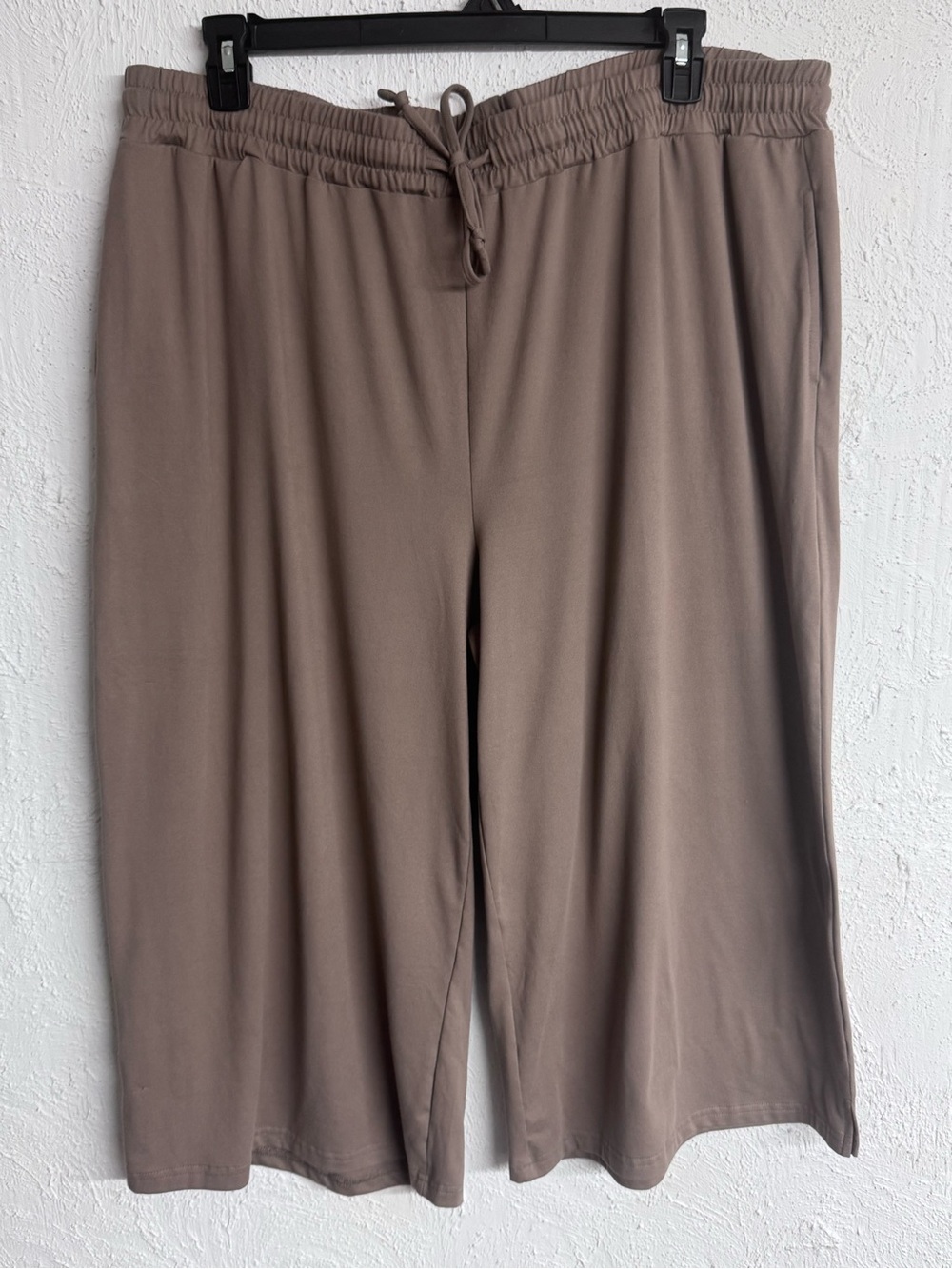 2 Pair UEU Women's Wide Leg Capri Lounge Pull-On Drawstring Pants Size 4XL